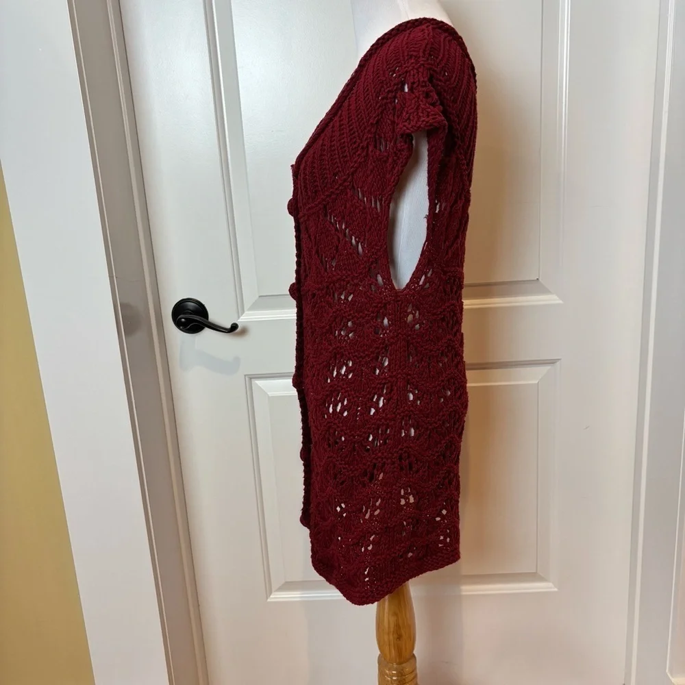 Coldwater Creek Maroon Open Knit Button Front Vest Sz S (6–8)